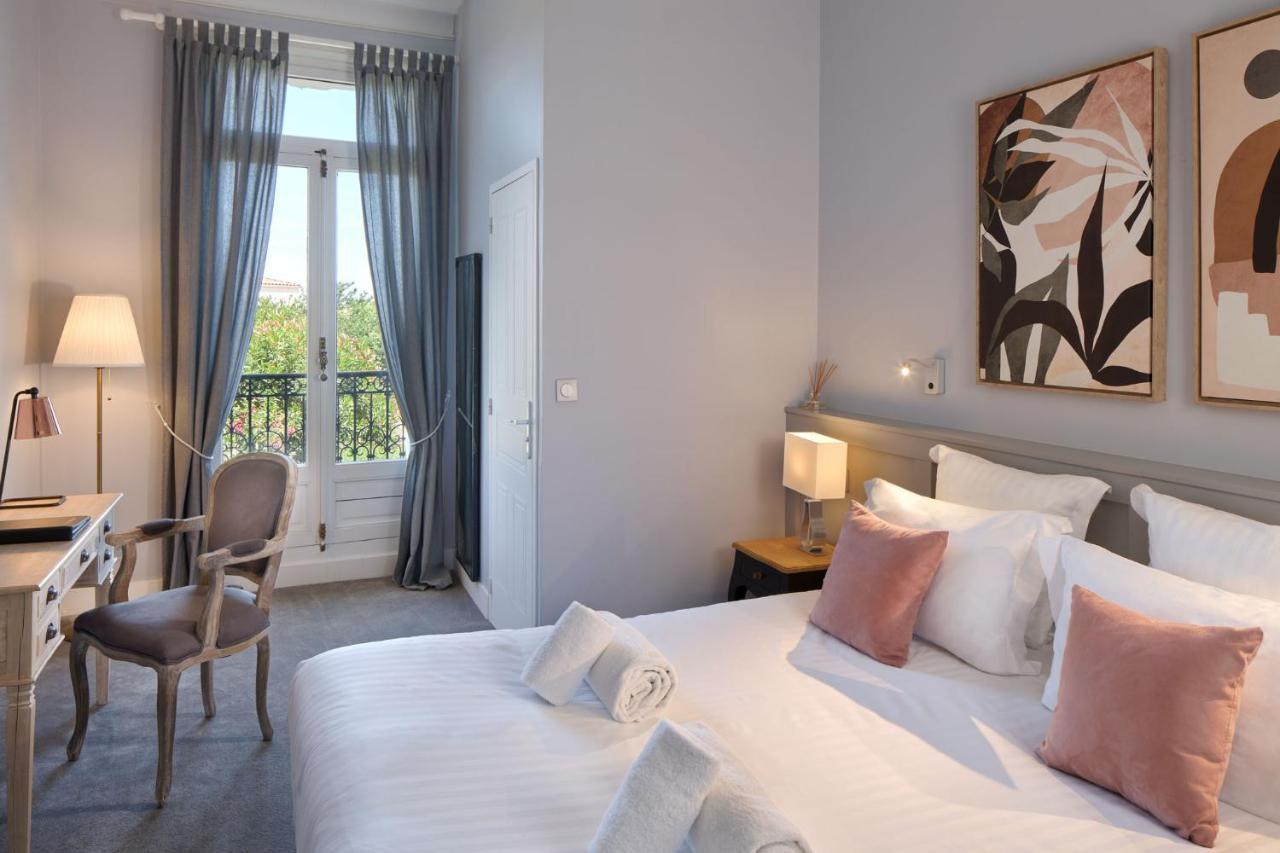 Hôtel Saint-Alban Nézignan-lʼÉvêque Exterior foto